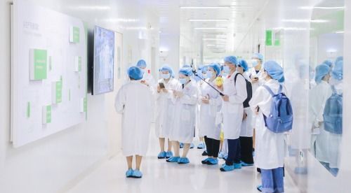 深度推动品牌技术革新,2023年三季度汤臣倍健财报预告数据亮眼凤凰网河北 凤凰网